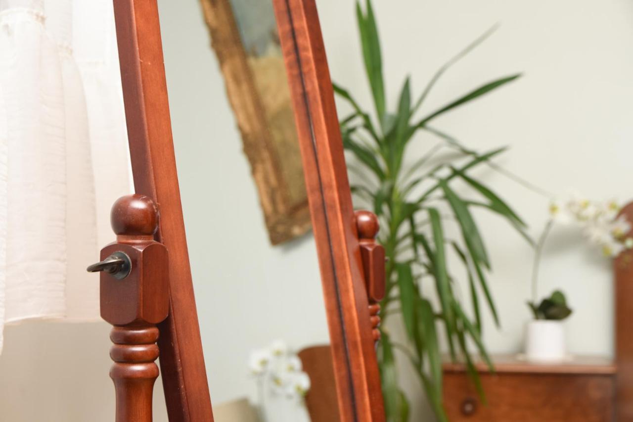 Apartman Woolf Senta Exteriör bild